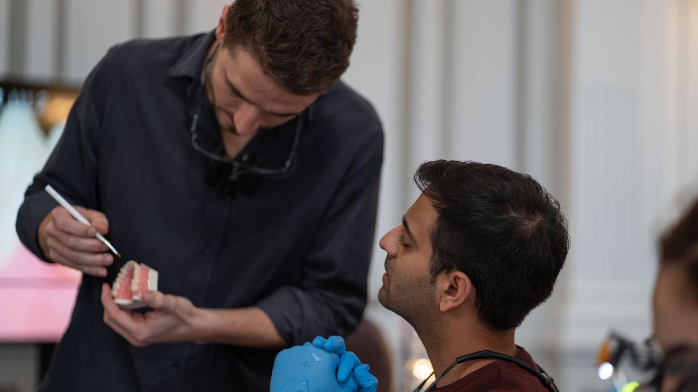 Dr Albert Gajdos helping a delegate on the Simplifi Composite course in London
